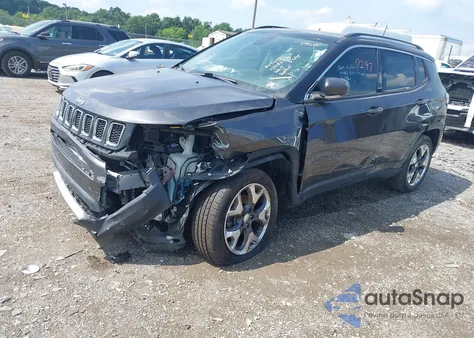 2019 Jeep Compass Limited 4X4 from USA, damaged, VIN 3C4NJDCB1KT599648